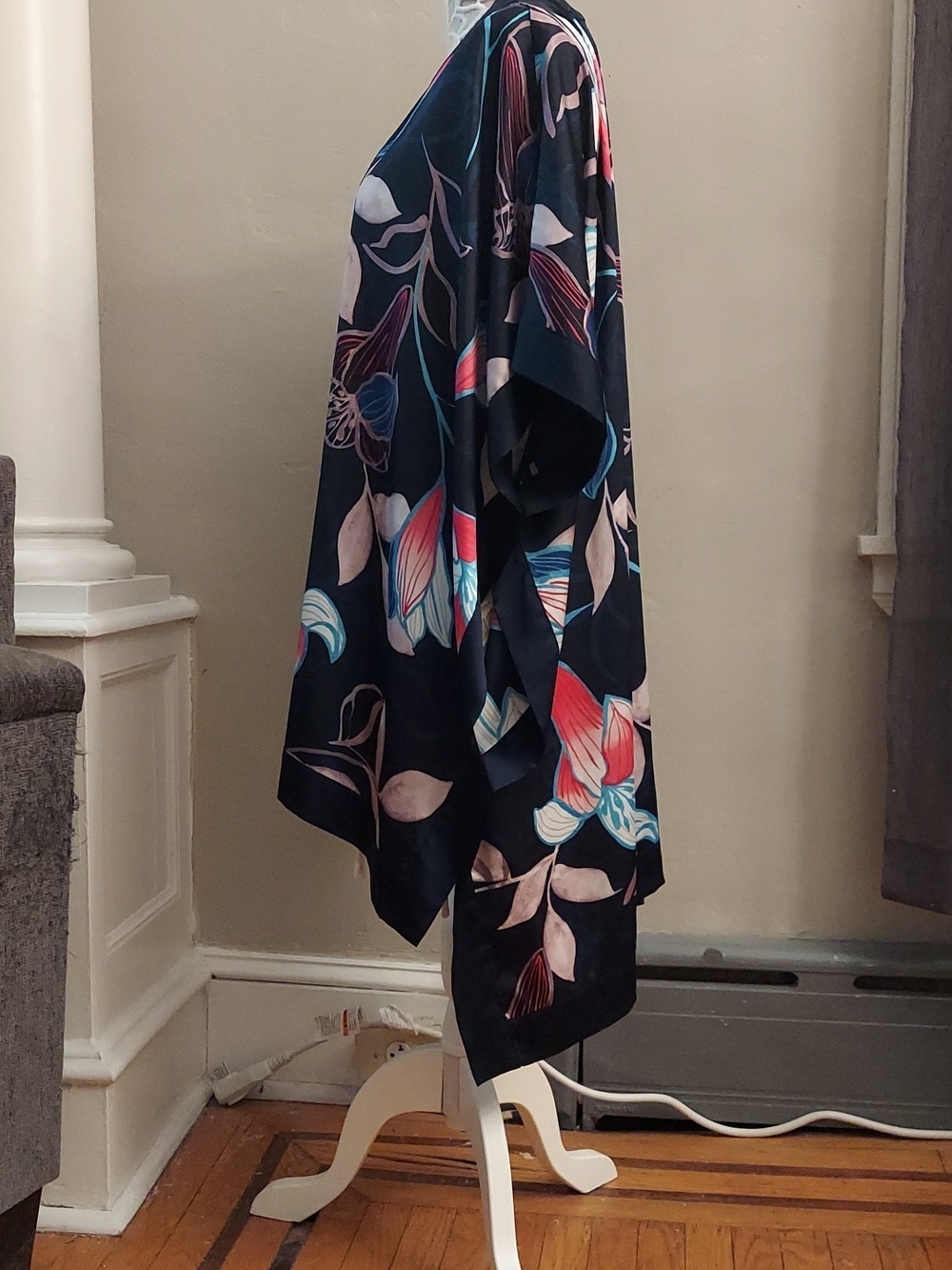 CHICO'S Traveler Navy Floral Longline Silky Kimono L/XL Resortwear Vacation - Picture 8 of 12